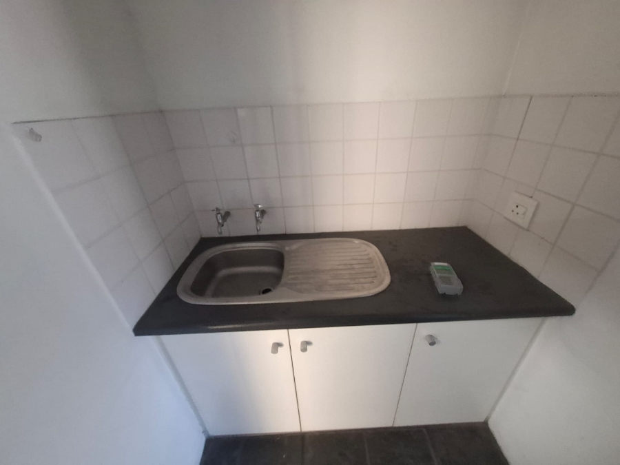 To Let Commercial Property for Rent in Stikland Industrial Western Cape